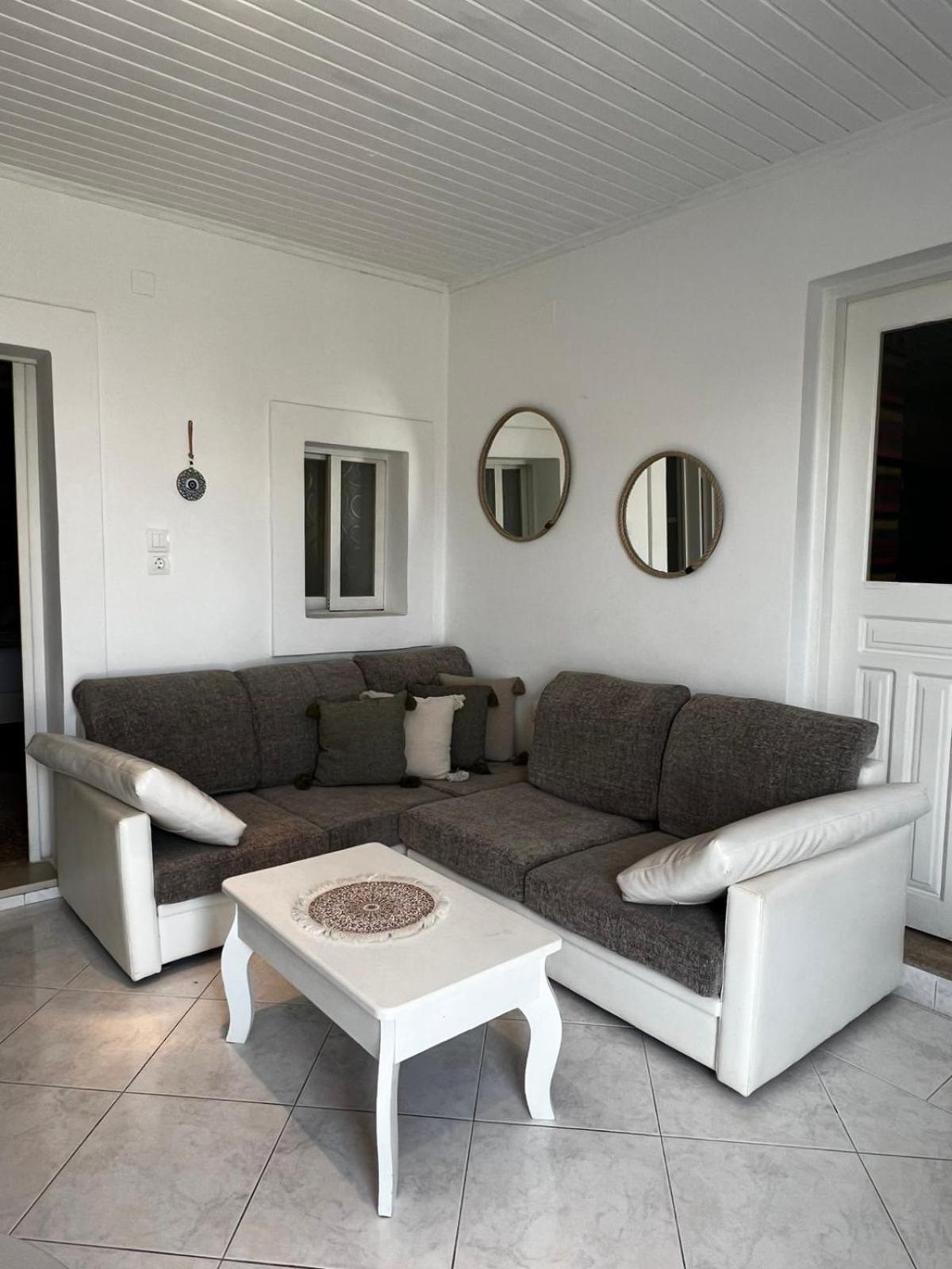 הוילה Afiartis Avli House מראה חיצוני תמונה